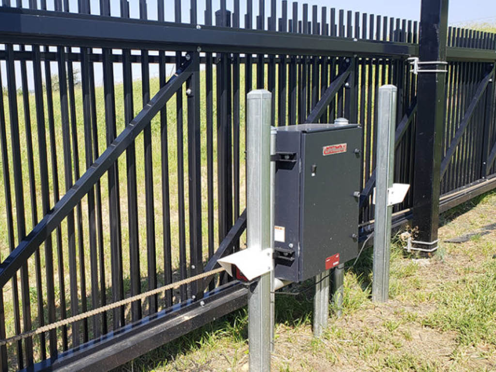 What to Expect From a Professional Gate Repair Service