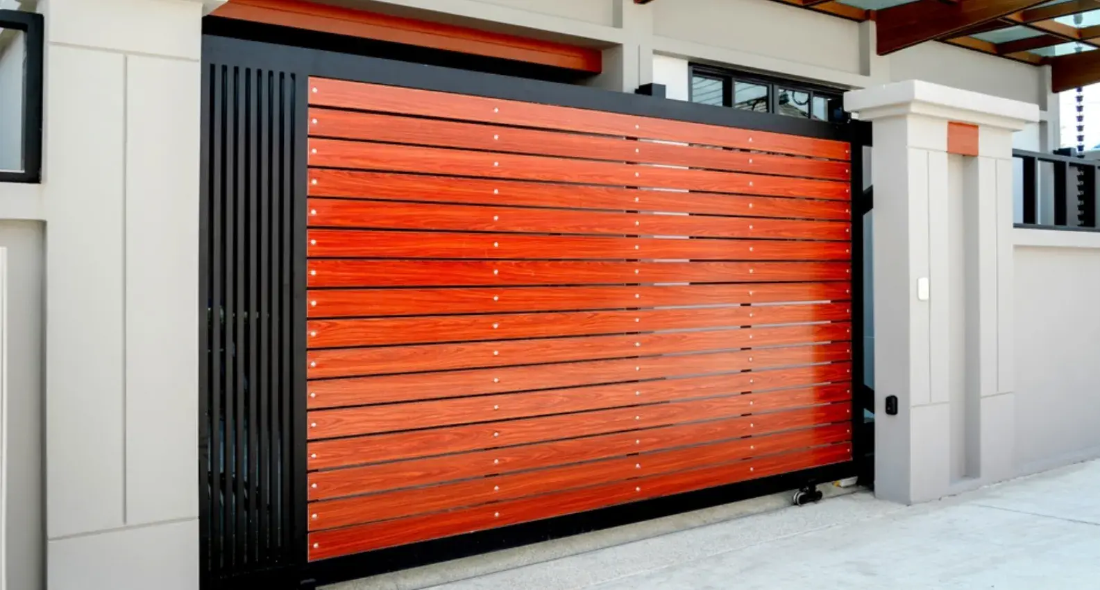 Automatic Driveway Gates: The Ultimate Convenience and Security for Modern Homes